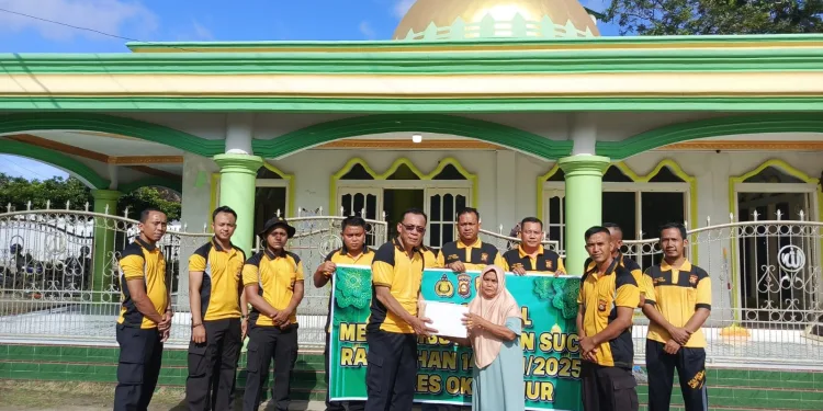 Sambut Bulan Ramadhan,Polsek Belitang II Gelar Baksos Kepada Marbot Masjid