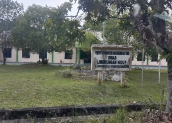 Kepala  Dinas Lingkungan Hidup Kabupaten OKU TIMUR Tak  Dapat Ditemui Saat Jam Kerja, Media Kecewa Tak Dapat Konfirmasi Masalah  Sampah