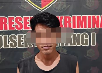 Pelaku Pencurian Handphone Tak Berkutik Saat Di Ciduk Unit Reskim Polsek Belitang 1 di Kediaman Mertua
